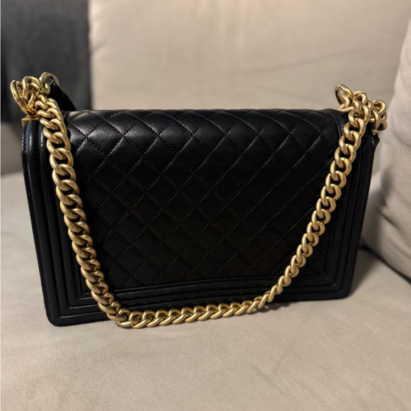 CHANEL Black Quilted Shoulder Bag with Gold Accents - Picture 2 of 3
